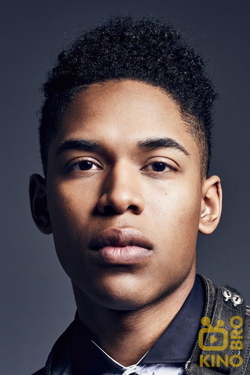 Photo of actor Kelvin Harrison Jr.