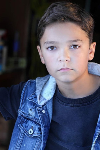 Photo of actor Pierce Gagnon