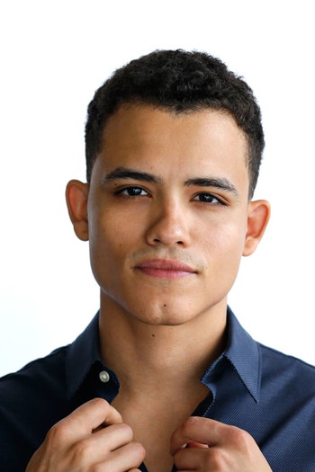 Photo of actor Eddie Ramos