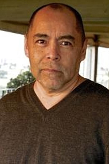 Photo of actor Guillermo Ríos