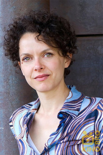 Photo of actress Dorothee Hartinger