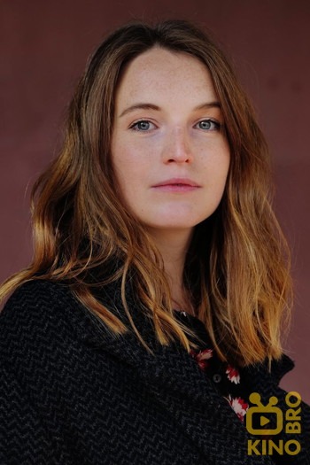 Photo of actor Ella-Maria Gollmer