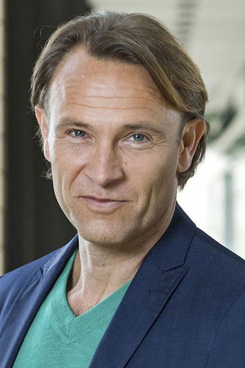 Photo of actor Bernhard Bettermann