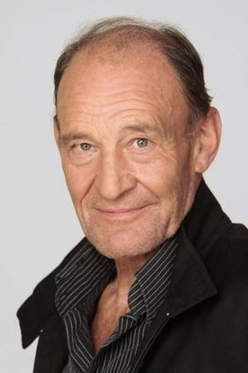 Photo of actor Michael Mendl