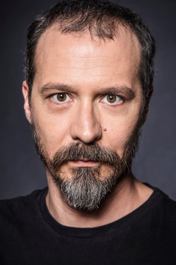 Photo of actor Fele Martínez