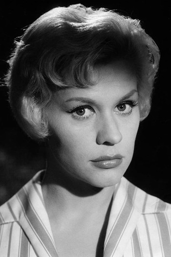 Photo of actress Ingrid van Bergen