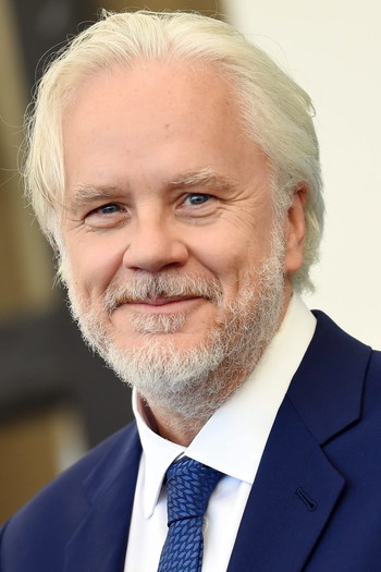 Photo of actor Tim Robbins