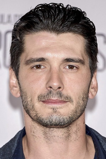 Photo of actor Yon González