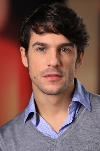 Photo of actor Alejo Sauras