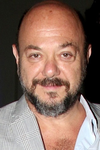 Photo of actor Luis Ziembrowski