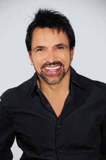 Photo of actor Ramiro Meneses