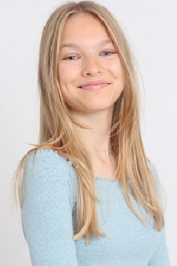 Photo of actress Johanna Schraml