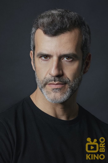 Photo of actor Juan Pablo Olyslager