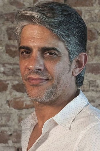 Photo of actor Pablo Echarri