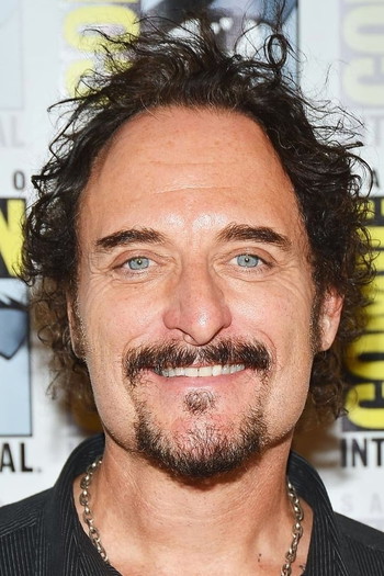 Photo of actor Kim Coates