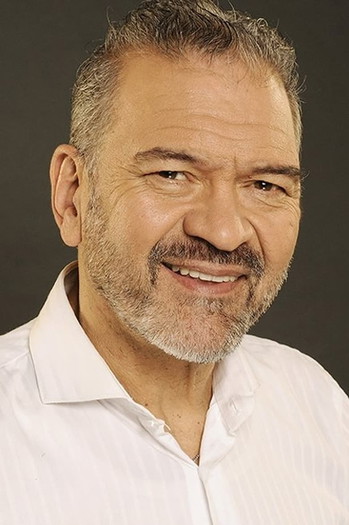 Photo of actor César Bordón