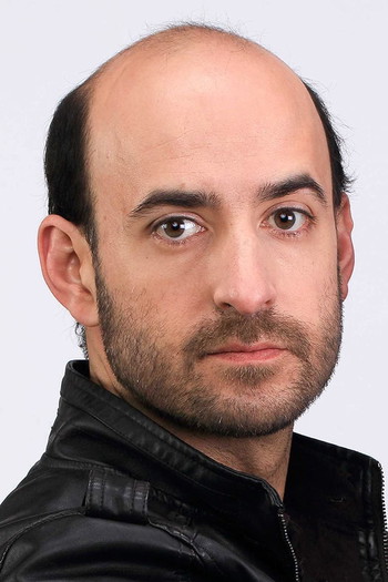 Photo of actor Cristián Carvajal