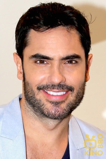 Photo of actor Lincoln Palomeque