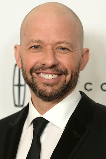 Photo of actor Jon Cryer