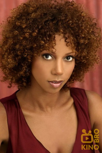 Photo of actress Holly Robinson Peete