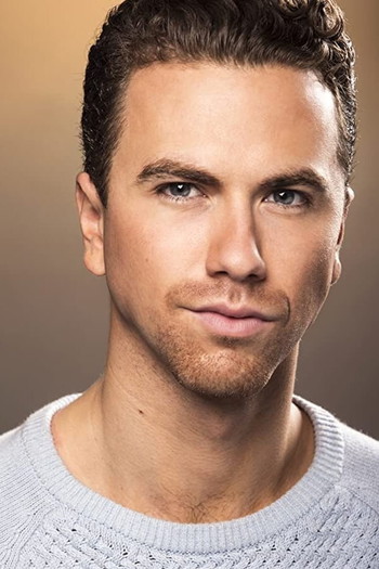 Photo of actor Richard Fleeshman