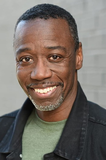 Photo of actor Kenneth Farmer