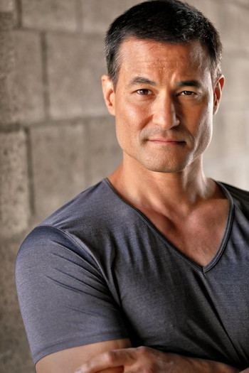 Photo of actor Dan Southworth