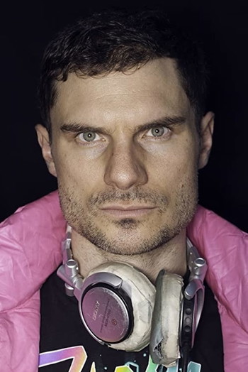 Photo of actor Flula Borg