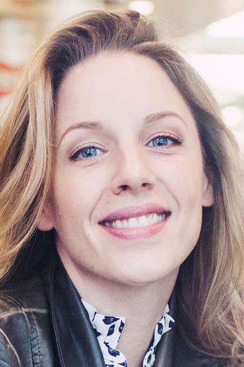 Photo of actress Jessie Mueller