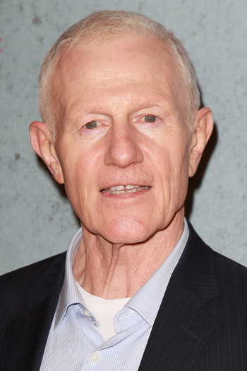 Photo of actor Raymond J. Barry