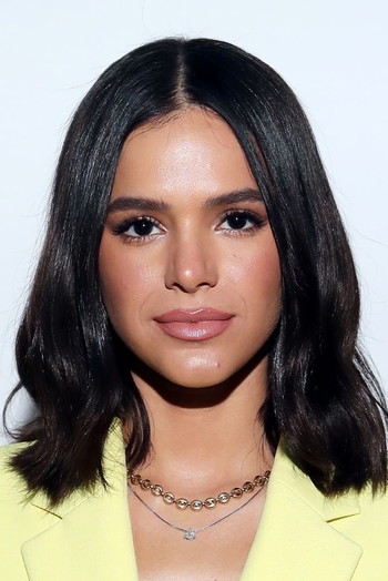 Photo of actress Bruna Marquezine