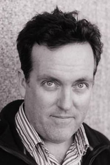 Photo of actor Douglas Roberts