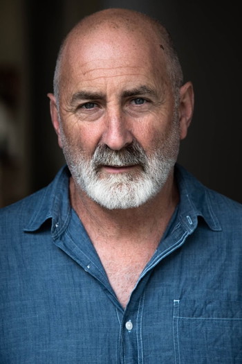 Photo of actor Greg Johnson