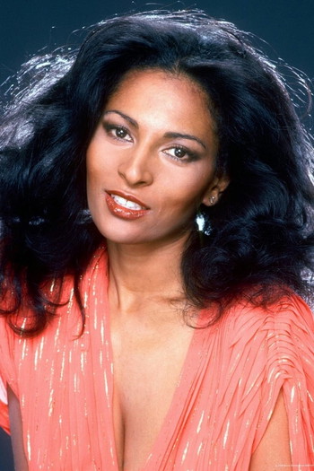 Photo of actress Pam Grier