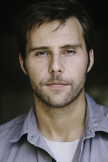 Photo of actor Justin Miles