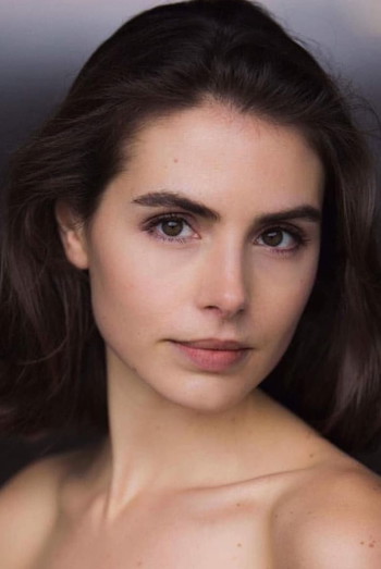 Photo of actress Genevieve Gaunt