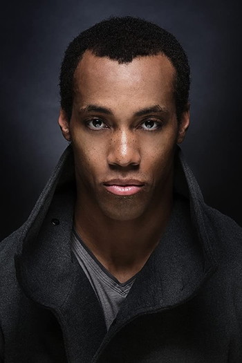 Photo of actor Aaron Toney