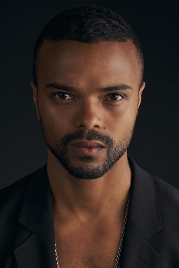 Photo of actor Eka Darville