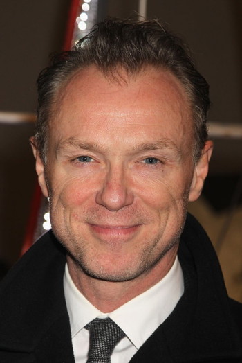 Photo of actor Gary Kemp