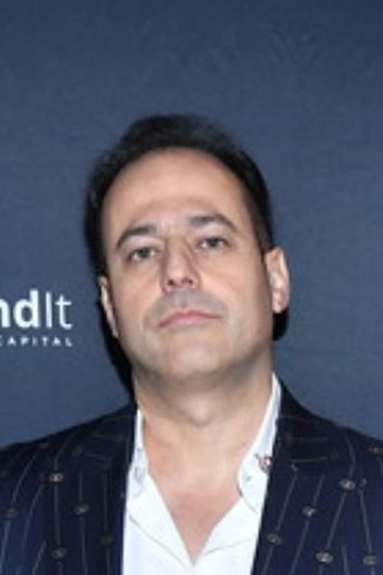 Photo of actor Joel Cohen