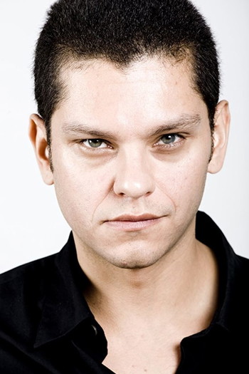 Photo of actor Daniel Louis Rivas