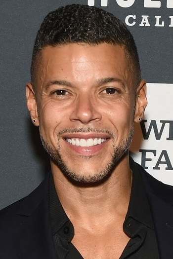 Photo of actor Wilson Cruz