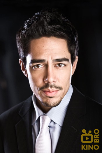 Photo of actor Zak Santiago