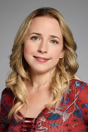 Photo of actress Alicia Goranson