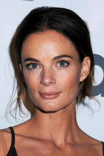 Photo of actress Gabrielle Anwar