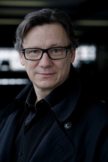 Photo of actor Hannes Hellmann