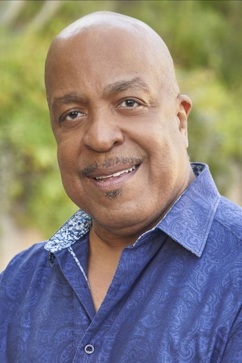 Photo of actor Robert Gossett