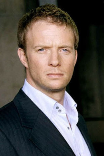 Photo of actor Rupert Penry-Jones