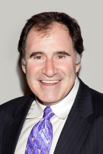 Photo of actor Richard Kind