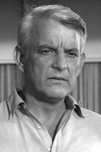 Photo of actor Denver Pyle